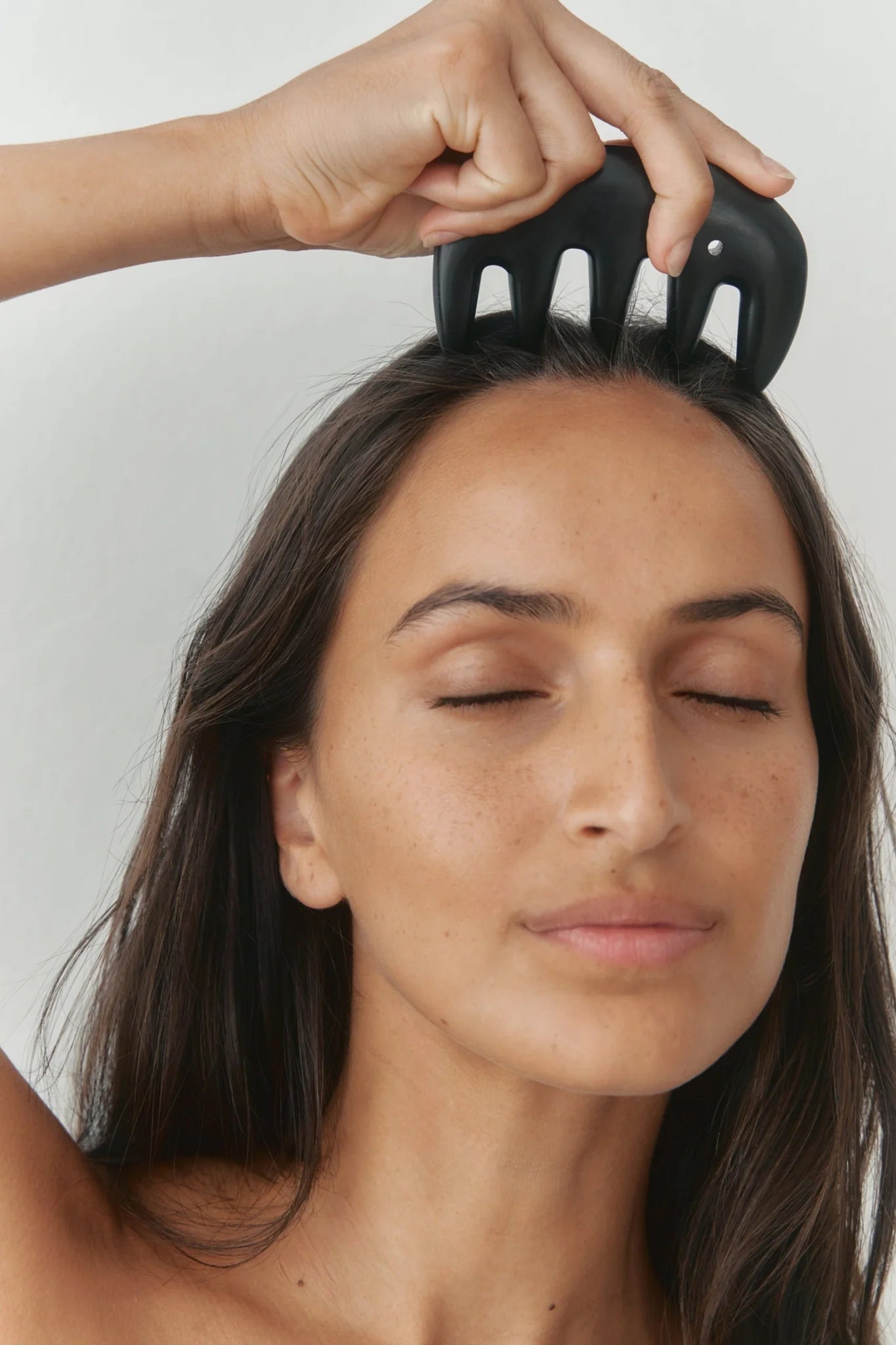 The Scalp Gua Sha